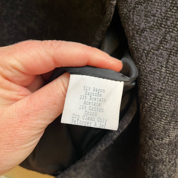 Lafayette 148 one button closure textured velvet blazer - Picture 11 of 13